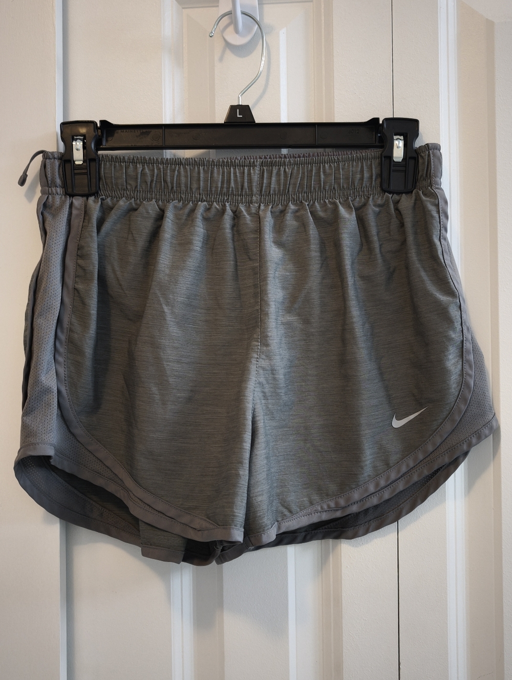 Nike Dri fit Women’s Dri-FIT Gray Athletic Lined Shorts - Small